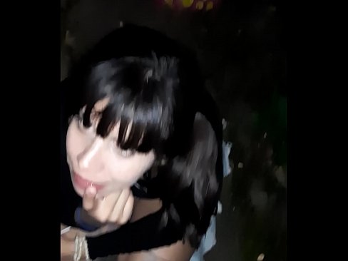 ❤️ Na ulici natečen penis u zamjenu za slatkiše Porno video na bs.tuberxxx.ru